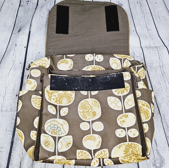 PETUNIA PICKLE BOTTOM | crossbody diaper bag - Picture 3 of 16
